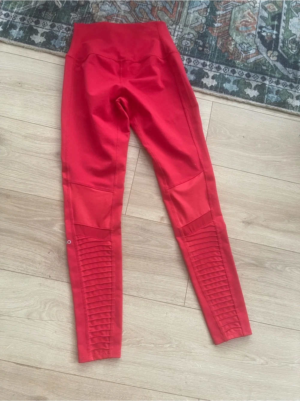 ALO YOGA Size Small Motto woman's leggings